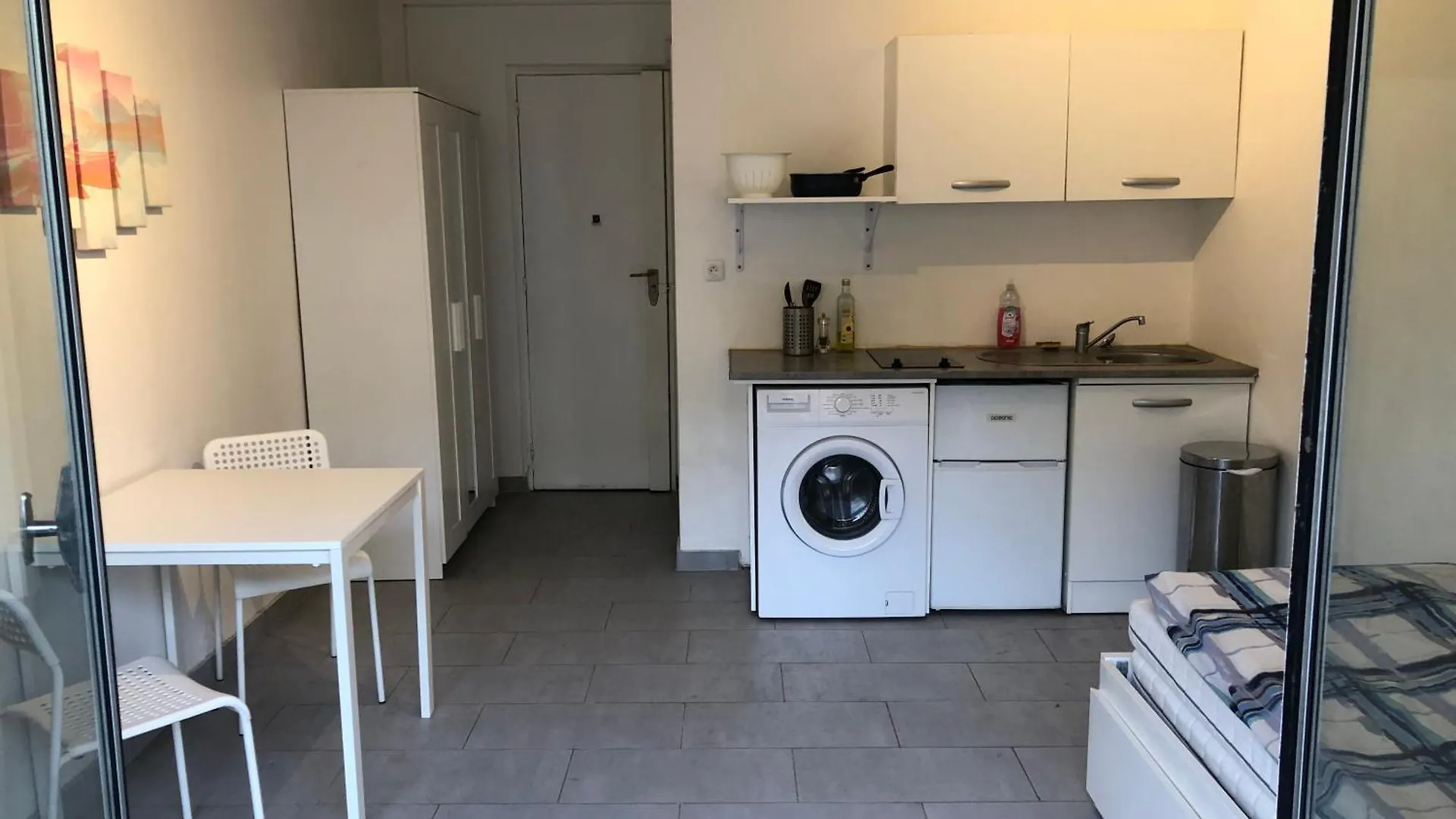 Apartment Beautiful Next To Metro Paris
